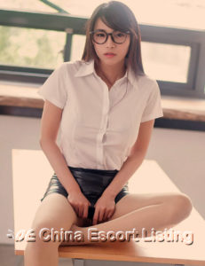 成都伴游 Chengdu Escort - Maya