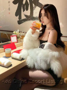 成都伴游 Chengdu Escort - 青年 Qīngnián